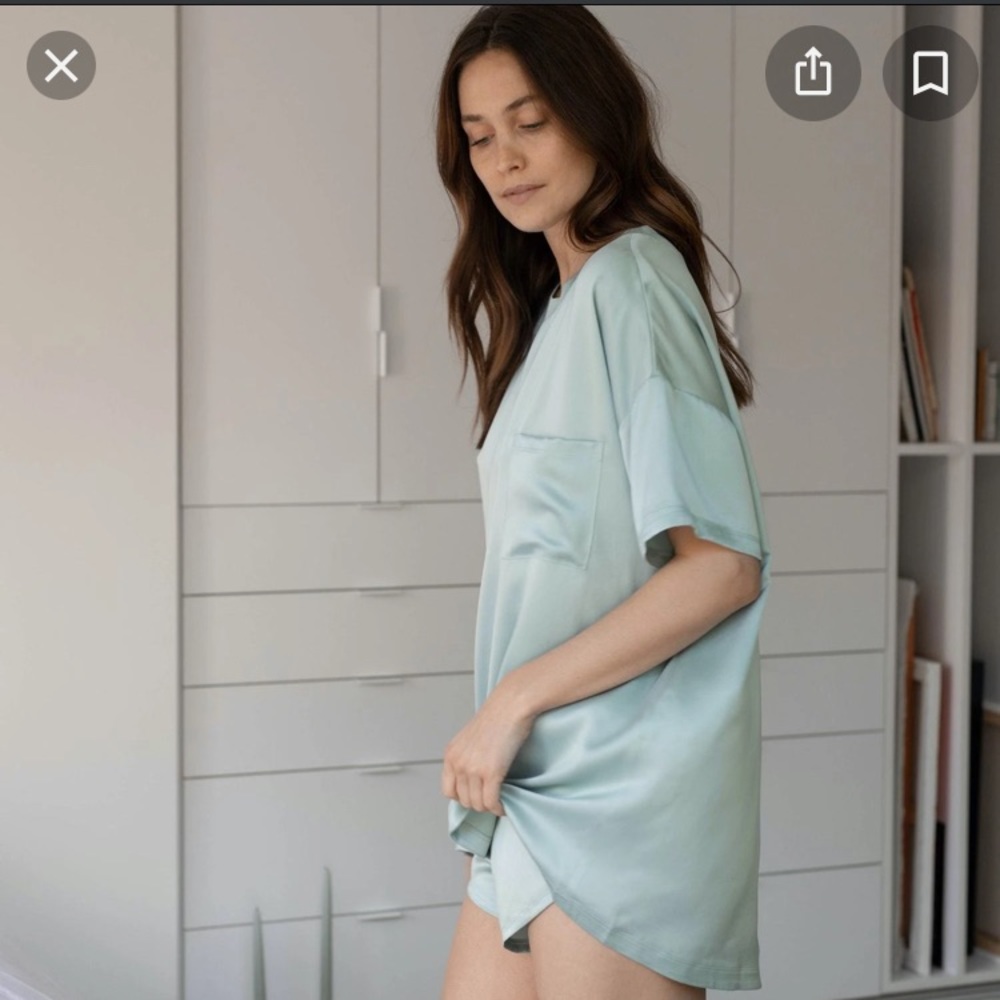Lunya Tee in Aloe